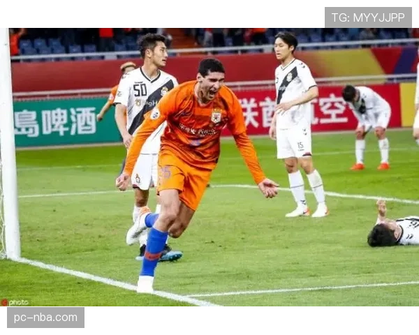 现场直击:莱切球员射门击中横梁,数据显示此为意甲本赛季第47次门框